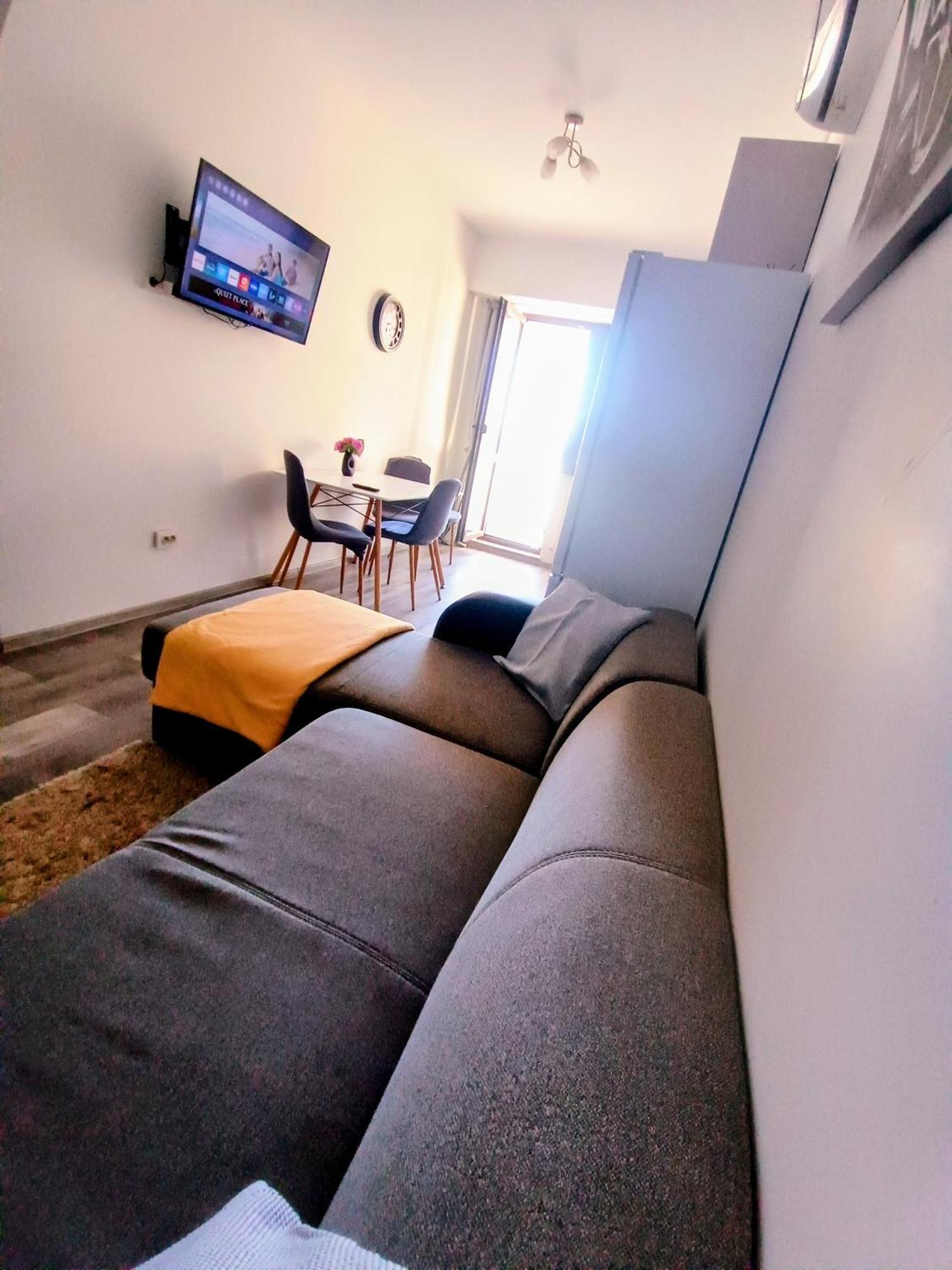 Ultracentral Lazar Residence ヤシ エクステリア 写真